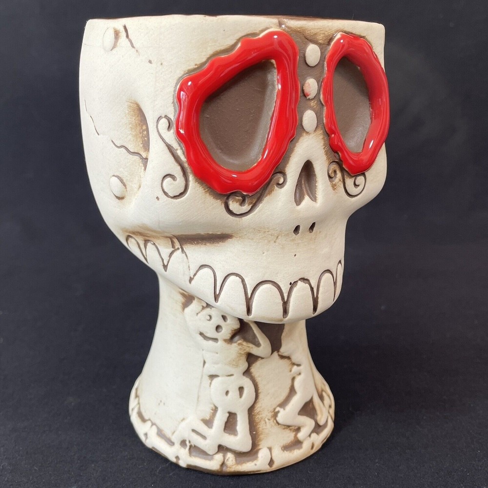 COPY - Tiki Mug Skull Red Eyes Dead Head Trader Barconic Brown Glaze Halloween